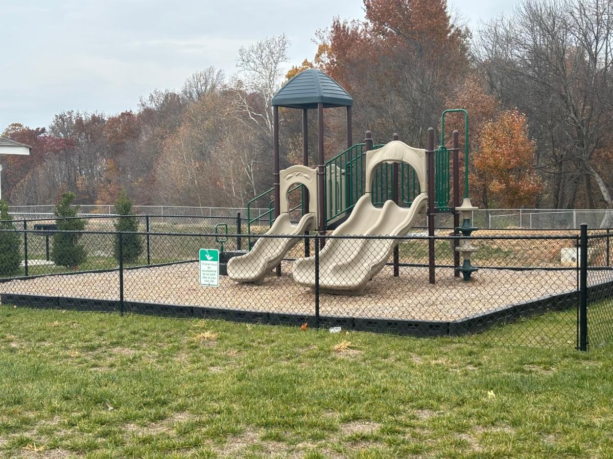 Sumner Pointe Apartments